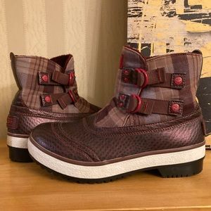 UGG Australia ‘Marrais’ Women’s Winter Duck Boots